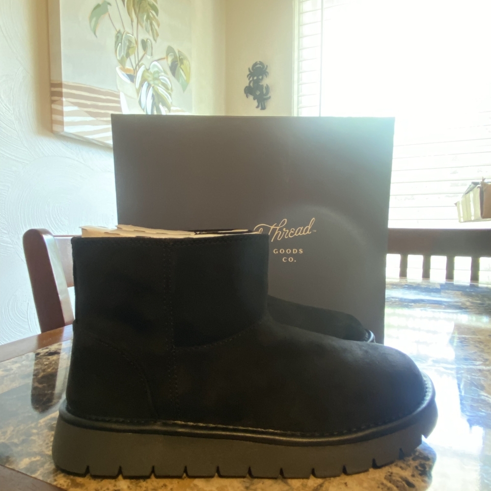 Universal Thread Black Heeled Boots